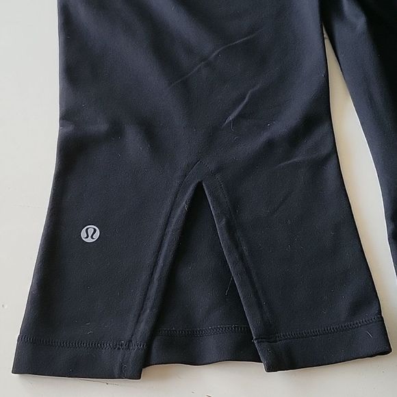 LULULEMON Discontinued Black Boogie Crop Yoga Leggings with Split Calf Size 10 - Picture 4 of 7